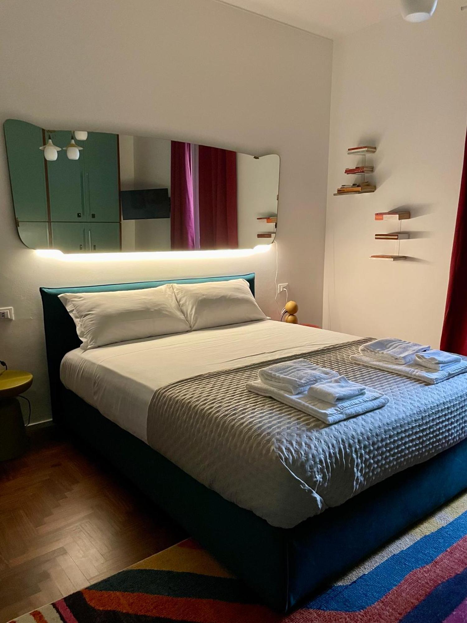 פאביה 149 Borgo Ticino Suite Attico Di Lusso Con Terrazzo E Parking Privato מראה חיצוני תמונה